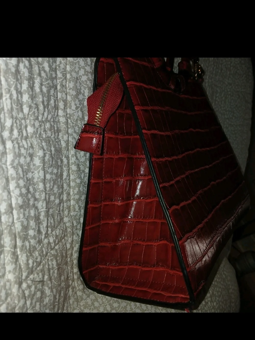 Imoshion Red Croc-Embossed Vegan Leather Tortoise Shell Circle-Handle Satchel